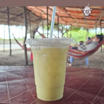 Ly nhựa đựng nước mía